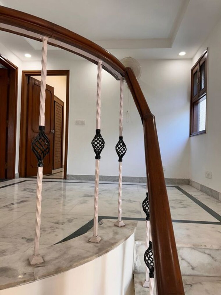 undefined, kalkaji 3 Bedroom 1536 Sq.Ft. Independent House In Kalkaji Delhi 9940596