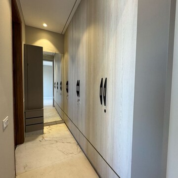 Building Lobby in 3 BHK Builder Floor at Sector 10 – for Rent