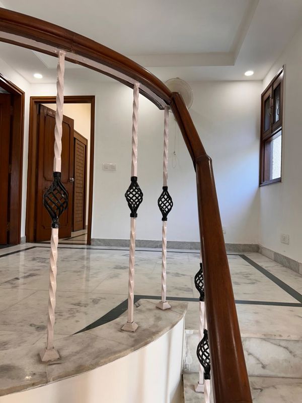 3 BHK Independent House For Sale in Kalkaji
