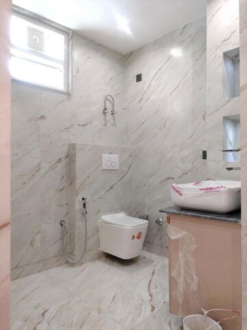 Bathroom in 2 BHK Builder Floor at Saket – for Rent