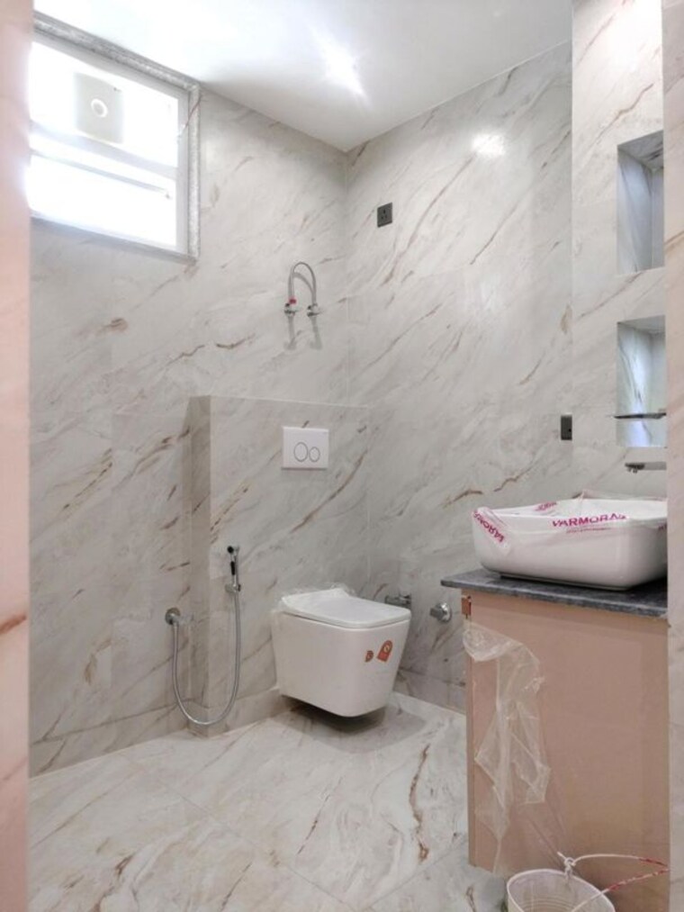 Bathroom, saket 2 Bedroom 750 Sq.Ft. Builder Floor In Saket Delhi 9940664