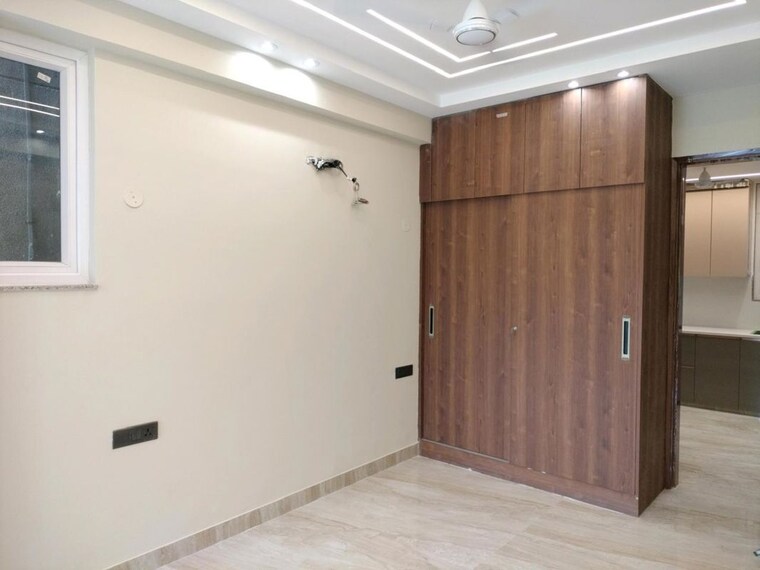 Room, saket 2 Bedroom 750 Sq.Ft. Builder Floor In Saket Delhi 9940664