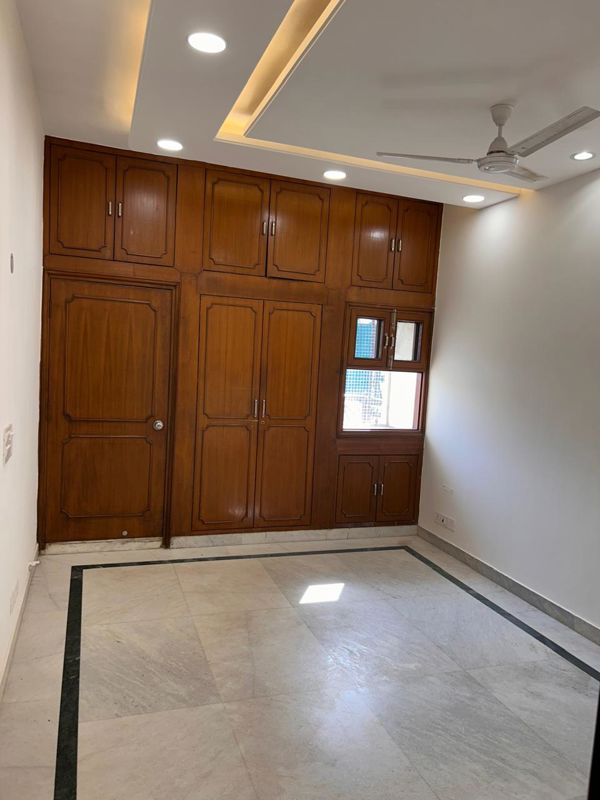 3 BHK Independent House For Sale in Kalkaji