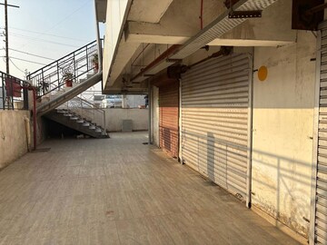  Shop – Exterior View View at Shouryapuram, Lal Kuan - for Rent