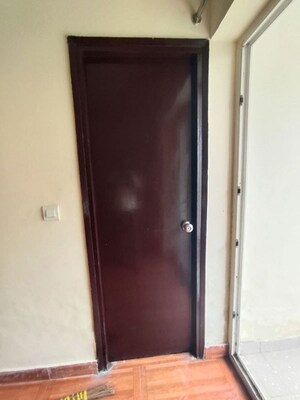 Furnished Amenities in 2 BHK Apartment at Galaxy North Avenue ll, Gaur City 2 – for Rent