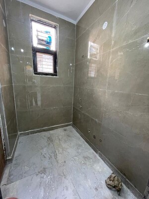 3 BHK Builder Floor For Rent in Green Fields Colony