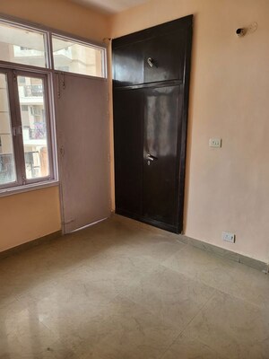 Room in 2 BHK Apartment at SRS Residency, Sector 88 – for Rent