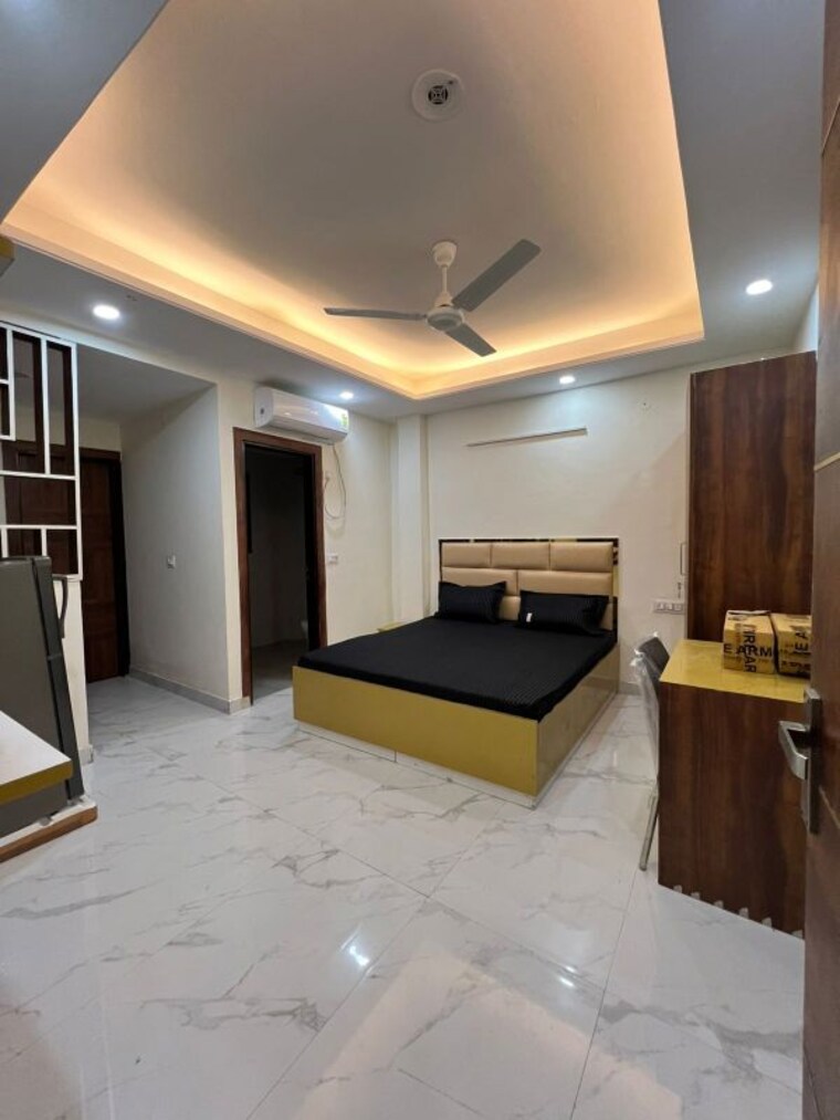 Living Room, vipul-square 1 RK 450 Sq.Ft. Builder Floor In Sushant Lok I Gurgaon 9941209