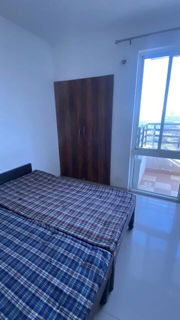 Bedroom in 2 BHK Apartment at Stellar Mi Citihomes, Omicron Iii Greater Noida – for Rent