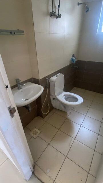 Bathroom in 2 BHK Apartment at Stellar Mi Citihomes, Omicron Iii Greater Noida – for Rent