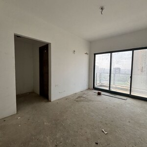 Room in 4 BHK Apartment at Shalimar One World Belvedere Court 3, Malesemau – for Sale