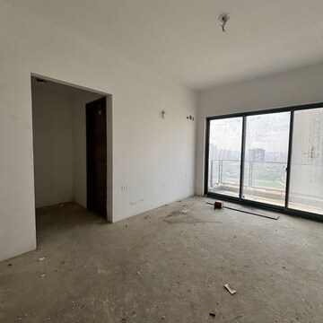 Room in 4 BHK Apartment at Shalimar One World Belvedere Court 3, Malesemau – for Sale