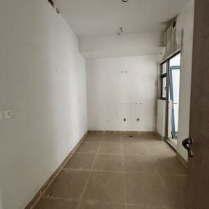 Building Lobby in 4 BHK Apartment at Shalimar One World Belvedere Court 3, Malesemau – for Sale