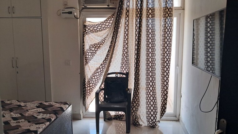 Bedroom, amrapali-silicon-city 3 Bedroom 1420 Sq.Ft. Apartment In Sector 76 Noida 9941294