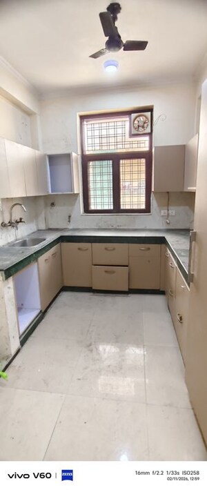 Kitchen in 3 BHK Independent House at Gardenia Glory, Sector 46 – for Rent