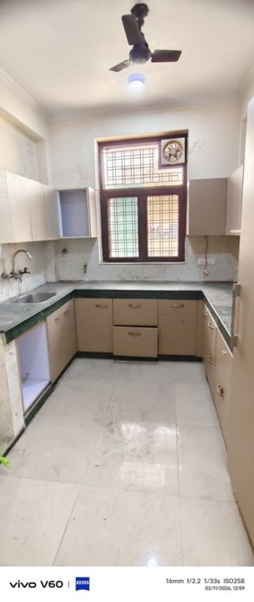 Kitchen in 3 BHK Independent House at Gardenia Glory, Sector 46 – for Rent