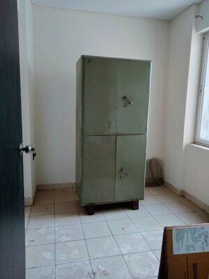 Study Room in 3.5 BHK Apartment at Ansal Royal Heritage, Sector 70 – for Rent