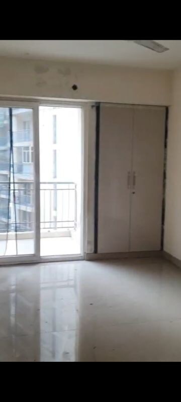 Room in 3 BHK Apartment at AFOWO Raksha Addela, Sector 16c Greater Noida – for Rent