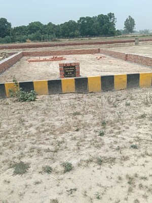 Plot – Exterior View View at Gosainganj - for Sale
