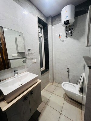 Master Bedroom in 1 BHK Builder Floor at Sector 31 – for Rent