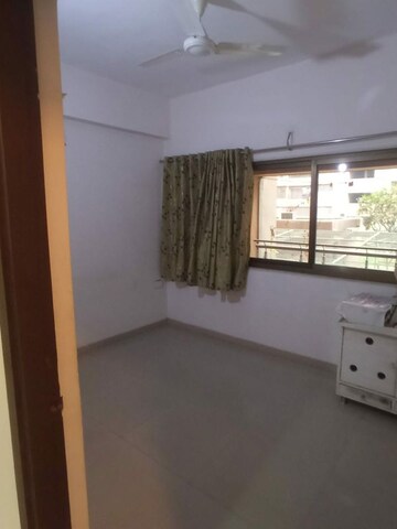 Room in 3 BHK Apartment at South Bopal – for Rent