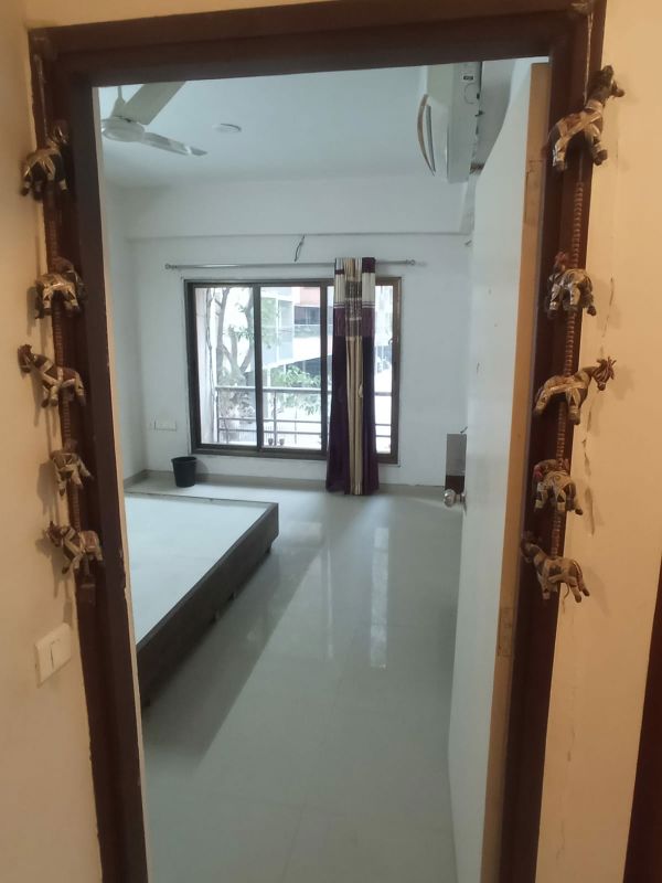 3 BHK + Extra Room Apartment For Rent in South Bopal