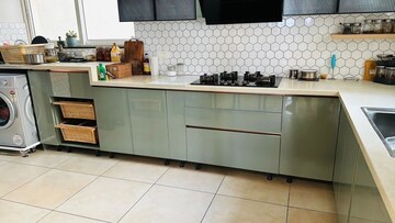 Kitchen in 3.5 BHK Apartment at Prestige Misty Waters, Hebbal – for Rent