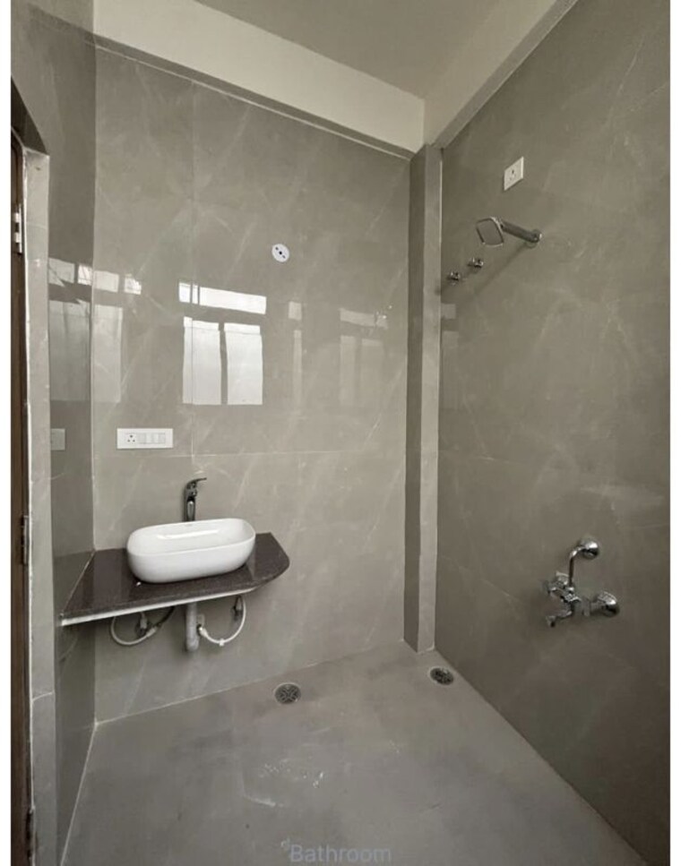 Bathroom, vijay nagar 1 RK 600 Sq.Ft. Independent House In Vijay Nagar Indore 9941722