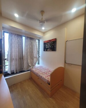 Bedroom in 2.5 BHK Apartment at Oberoi Realty Woods, Goregaon East – for Rent