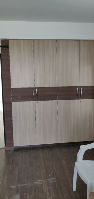 Furnished Amenities in 2 BHK Apartment at BPTP Discovery Park, Sector 80 – for Sale