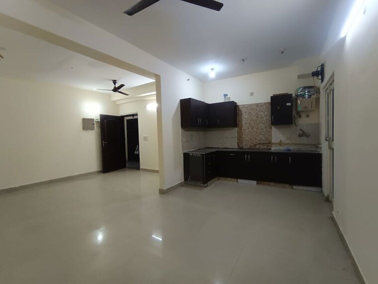 Living Room, amrapali-heartbeat-city 4 Bedroom 2825 Sq.Ft. Apartment In Sector 107 Noida 9941820