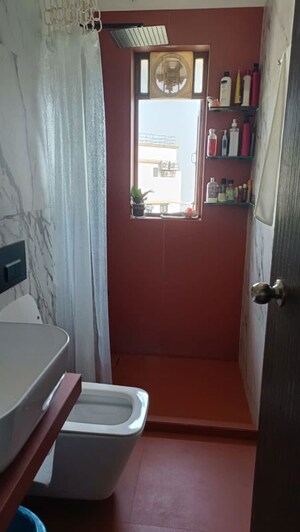 Bathroom in 3 BHK Apartment at Breach Candy – for Sale