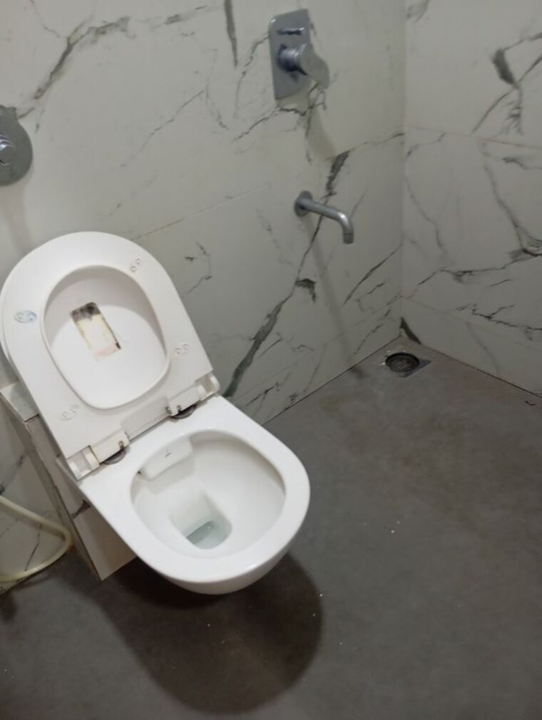 Bathroom, jyoti-skyline 1 RK 248 Sq.Ft. Apartment In Chakala Mumbai 9941872