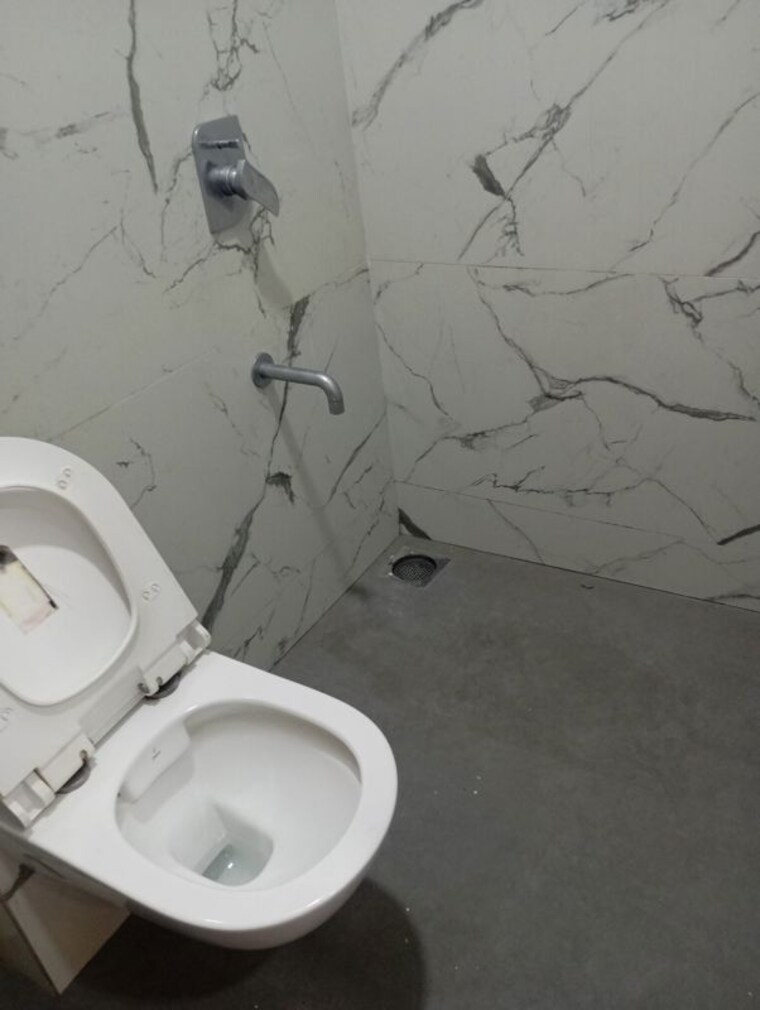 Bathroom, jyoti-skyline 1 RK 248 Sq.Ft. Apartment In Chakala Mumbai 9941872