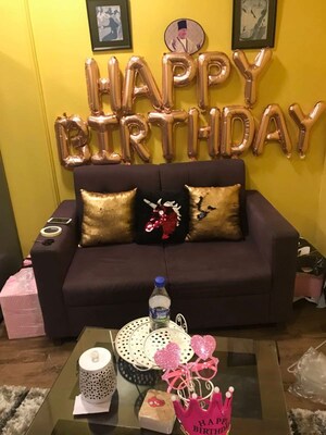 Living Room in Studio Apartment at Mazgaon – for Rent