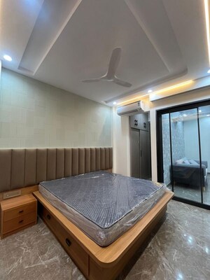 Bedroom in 1 RK Builder Floor at Minarch Tower, Sector 44 – for Rent