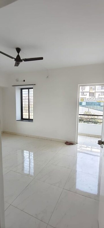 Room in 2 BHK Apartment at Wadgaon Sheri – for Rent