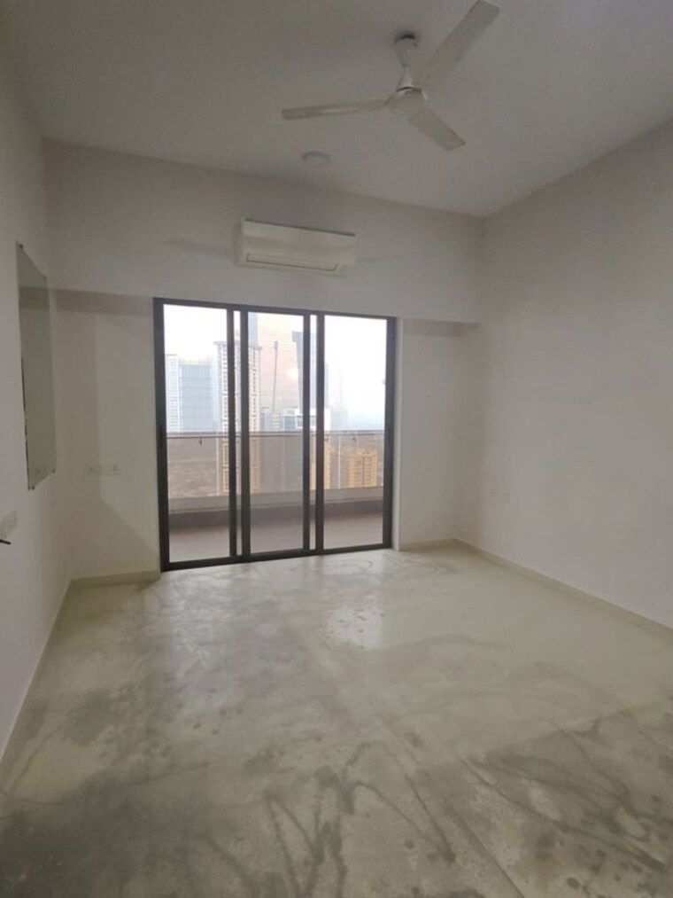 Room, laxmi nagar 4 Bedroom 1963 Sq.Ft. Apartment In Laxmi Nagar Mumbai 9941876