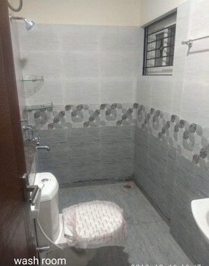 Bathroom in 3 BHK Apartment at Richmond Town – for Rent