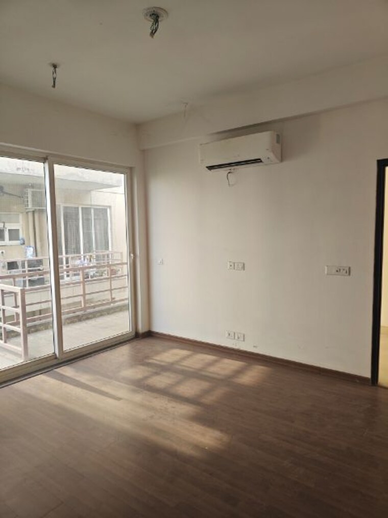 Room, bptp-amstoria-country-floor 3 Bedroom 2384 Sq.Ft. Apartment In Sector 102 Gurgaon 9942345