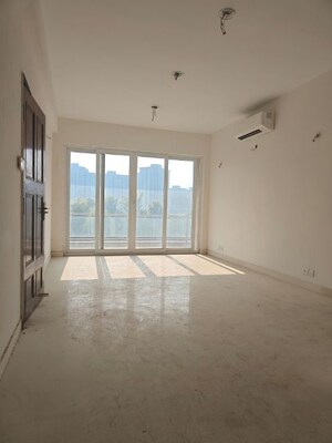 3 BHK Apartment For Sale in BPTP Amstoria Country Floor, Sector 102