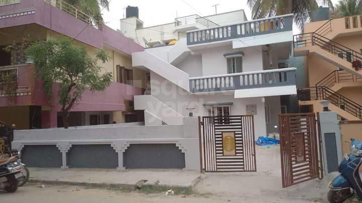 6 BHK 190 Sq.Mt. Independent House in RWA Apartments Sector 19