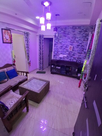 Master Bedroom in 2 BHK Apartment at Gaur City 2 - 14th Avenue, Sector 16c Greater Noida – for Rent