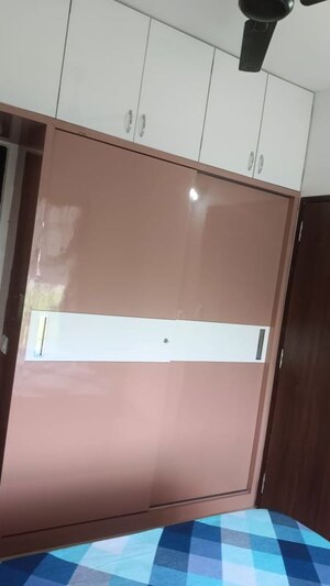 Room in 2 BHK Apartment at Sarkhej – for Rent