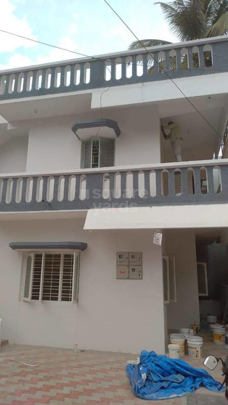 6 BHK 225 Sq.Mt. Independent House in RWA Apartments Sector 19
