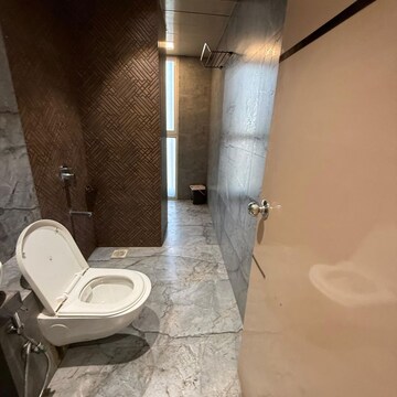 Bathroom in 5 BHK Apartment at Jogeshwari West – for Rent