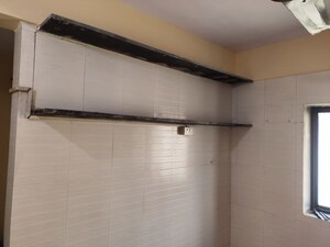 Room in 1 BHK Apartment at Chandrakanta Tower, Kalwa – for Rent