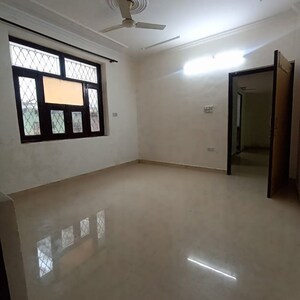 Room in 2 BHK Builder Floor at Sector 8 Dwarka – for Rent
