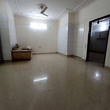 Room in 2 BHK Builder Floor at Sector 8 Dwarka – for Rent