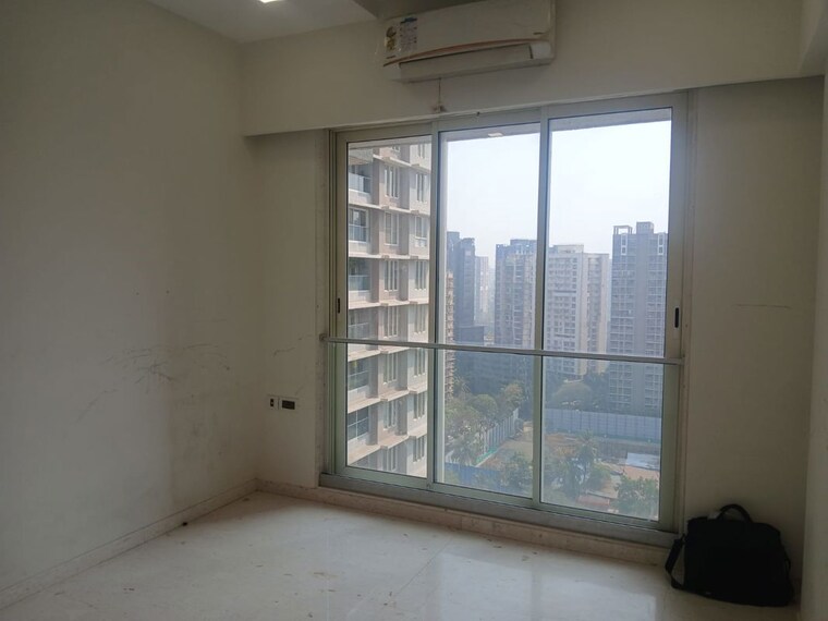 Room, metro-millennium 2 Bedroom 718 Sq.Ft. Apartment In Malad West Mumbai 9942686